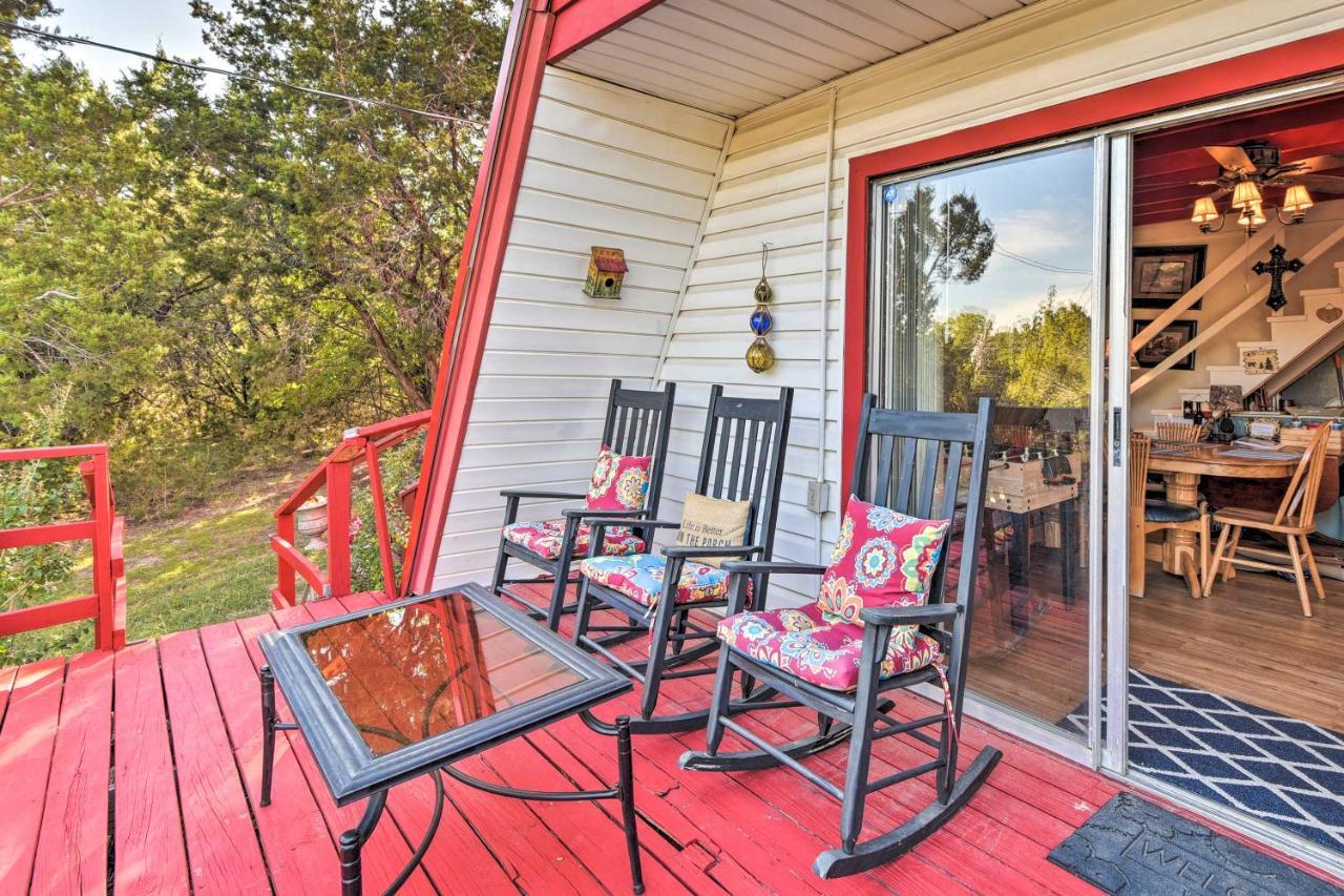 Charming Lake Creek Cabin With Pool Access And Decks Granbury Exterior foto