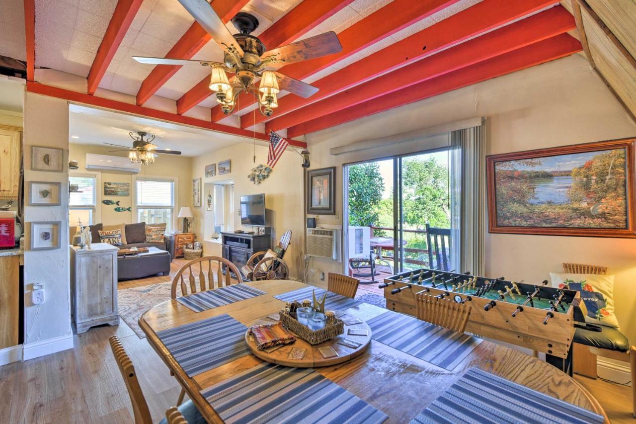 Charming Lake Creek Cabin With Pool Access And Decks Granbury Exterior foto